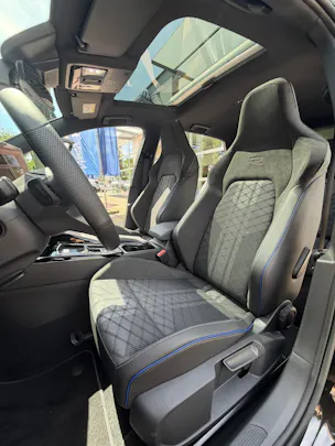VW Golf 2.0 TSI R-Line DSG 4 Motion
