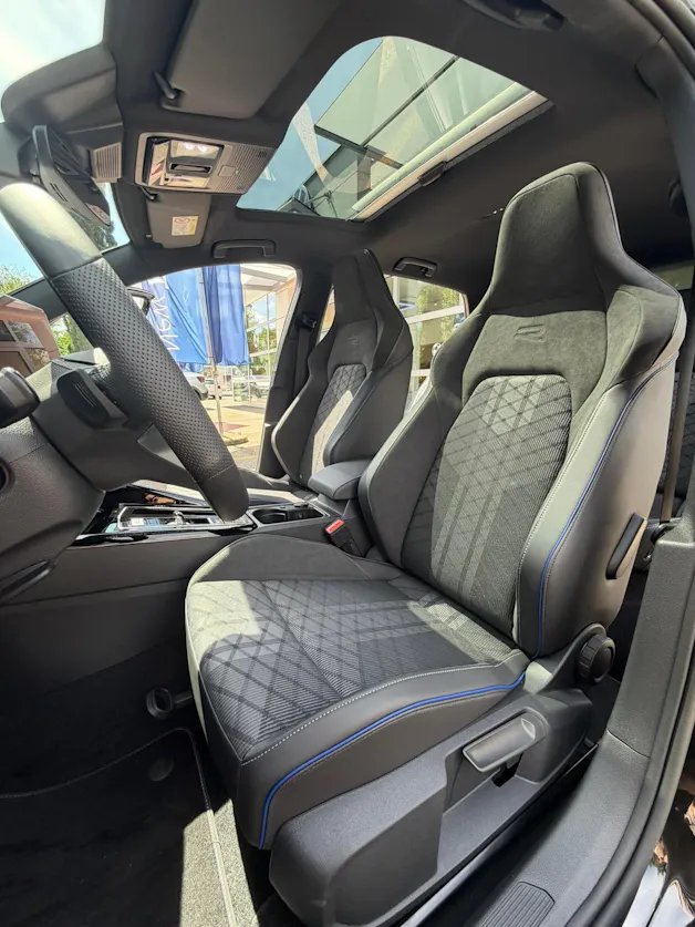 VW Golf 2.0 TSI R-Line DSG 4 Motion