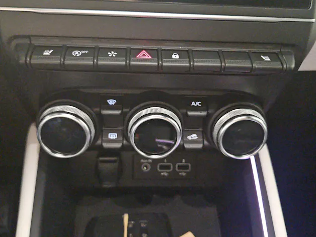 RENAULT Clio 1.3 Techno