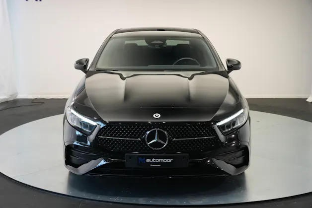 MERCEDES-BENZ A 200 d AMG Line 8G-DCT *Facelift*