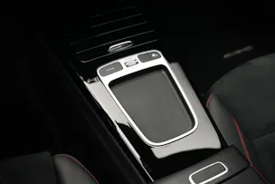 MERCEDES-BENZ A 200 d AMG Line 8G-DCT *Facelift*