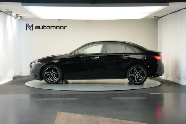 MERCEDES-BENZ A 200 d AMG Line 8G-DCT *Facelift*