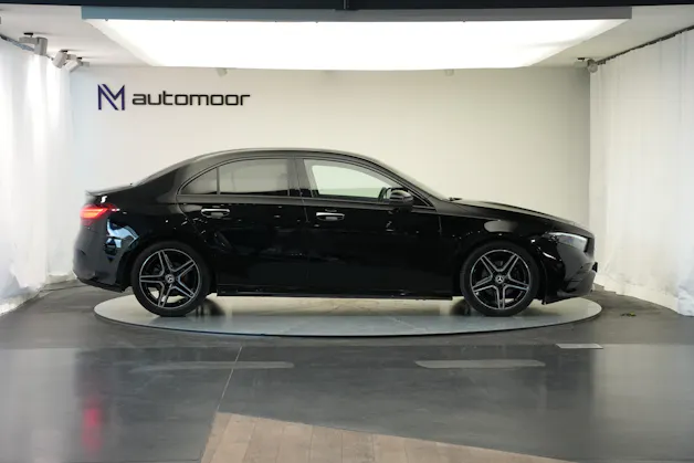 MERCEDES-BENZ A 200 d AMG Line 8G-DCT *Facelift*