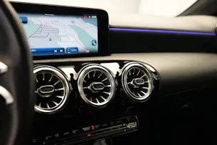MERCEDES-BENZ A 200 d AMG Line 8G-DCT *Facelift*