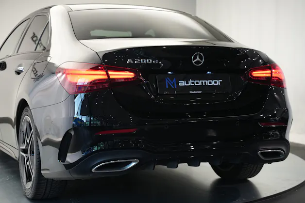 MERCEDES-BENZ A 200 d AMG Line 8G-DCT *Facelift*