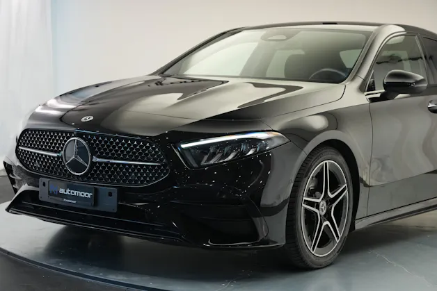 MERCEDES-BENZ A 200 d AMG Line 8G-DCT *Facelift*