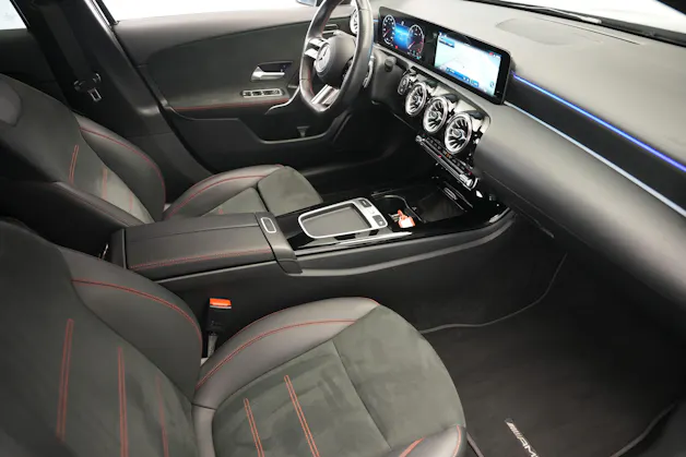 MERCEDES-BENZ A 200 d AMG Line 8G-DCT *Facelift*