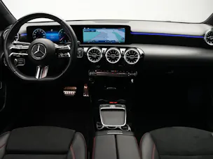 MERCEDES-BENZ A 200 d AMG Line 8G-DCT *Facelift*