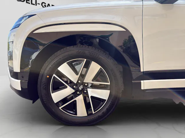 HYUNDAI Ioniq 9 110kWh Vertex 4WD