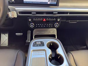 HYUNDAI Ioniq 9 110kWh Vertex 4WD