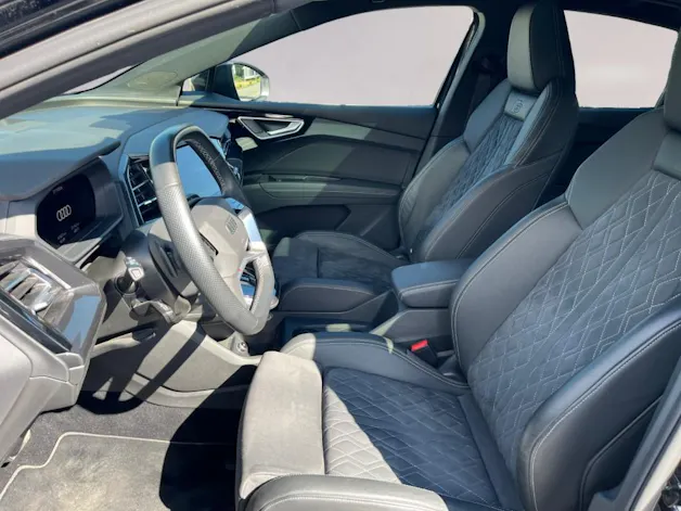 AUDI Q4 Sportback e-tron 50 quattro