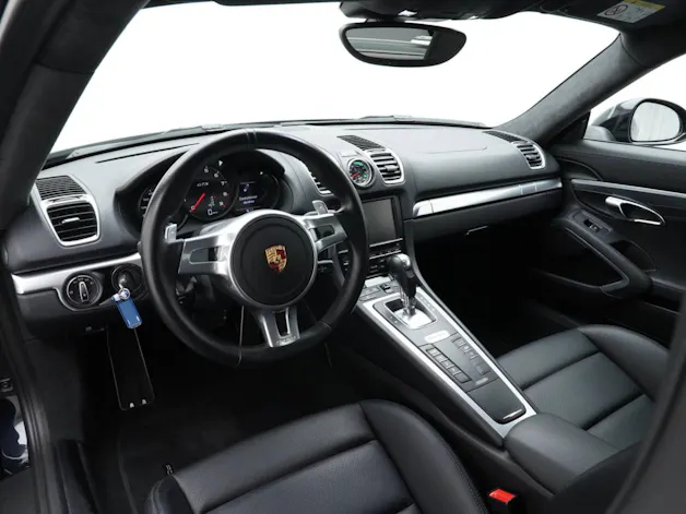 PORSCHE Cayman GTS