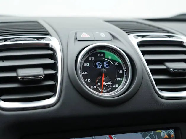 PORSCHE Cayman GTS