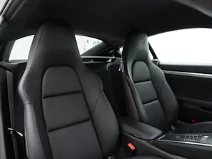PORSCHE Cayman GTS