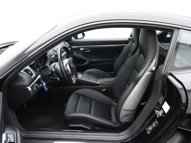 PORSCHE Cayman GTS