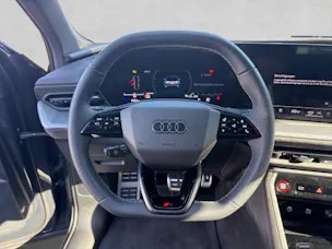 AUDI SQ5 TFSI quattro S-tronic