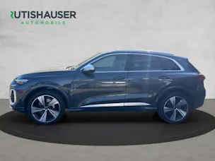 AUDI SQ5 TFSI quattro S-tronic