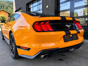 FORD Mustang Fastback 2.3 Automat Mach-1 (Replica)