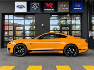 FORD Mustang Fastback 2.3 Automat Mach-1 (Replica)