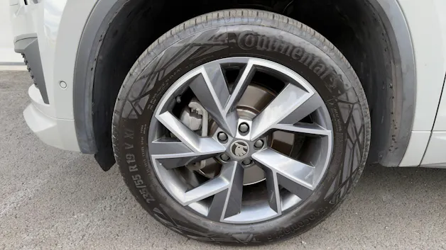 SKODA Kodiaq 2.0 TSI Sportline DSG