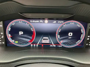 SKODA Karoq Sportline 4x4