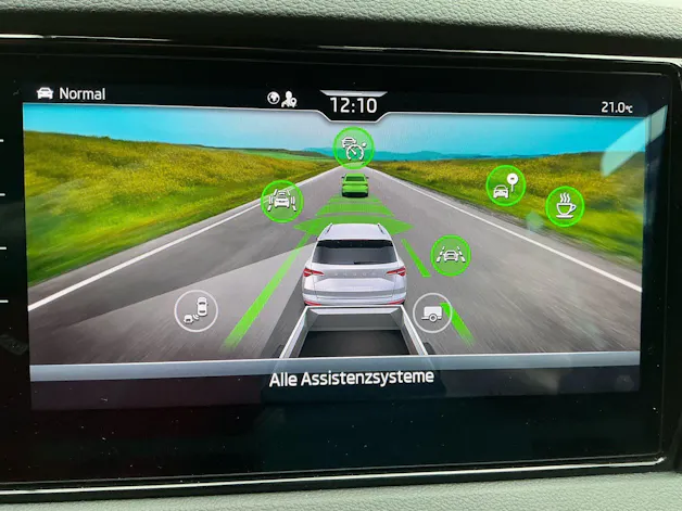 SKODA Karoq Sportline 4x4
