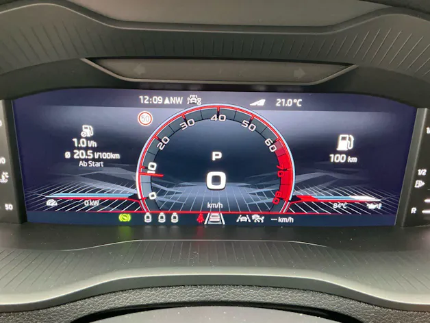 SKODA Karoq Sportline 4x4