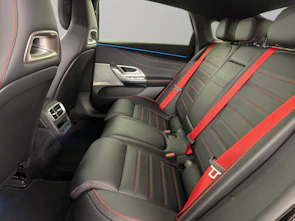 Fahrzeugbild MERCEDES-BENZ C-Klasse W520 C 400 4matic