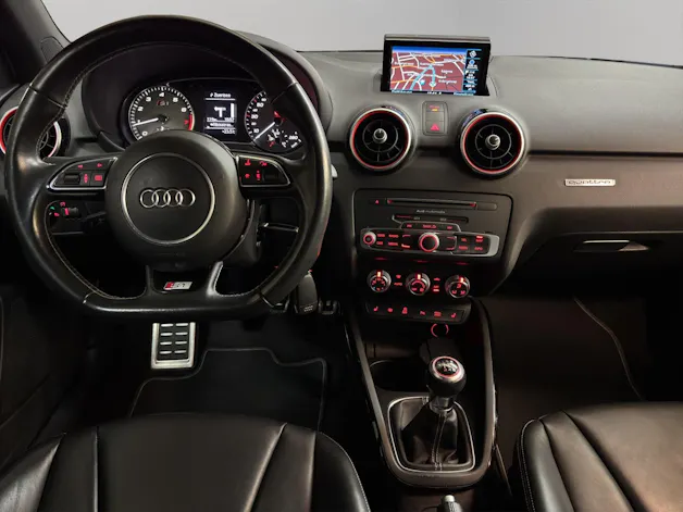 AUDI S1 Sportback 2.0 TFSI quattro