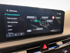 https://vehicle.imgix.net/4462015/9fa2f95a-5cab-491d-a3d4-011acde159ff.jpg