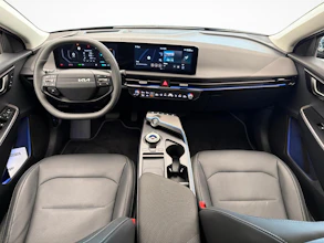 https://vehicle.imgix.net/4462015/d1f24919-b6bd-4cf0-9dab-45c05d3ab2e2.jpg