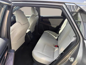 https://vehicle.imgix.net/4462028/3c89068c-c387-4583-b38f-8ec938e05103.jpg
