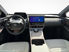https://vehicle.imgix.net/4462028/41618627-c0ae-489f-94f0-b291508bfe87.jpg