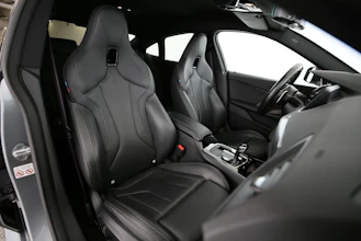 https://vehicle.imgix.net/4462037/95f2f54a-1e3a-4ac7-bc4a-38e4d27a3526.jpg