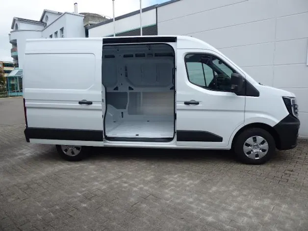 NISSAN Interstar 3.5 Kaw. L2H2 2.0 dCi N-Connecta