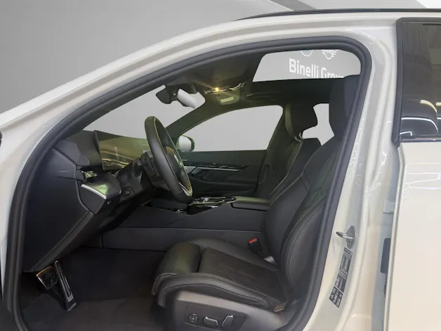 BMW 5er Touring 520d xDrive  M-SportPaket