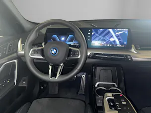 BMW X1 U11 30e xDrive paddles