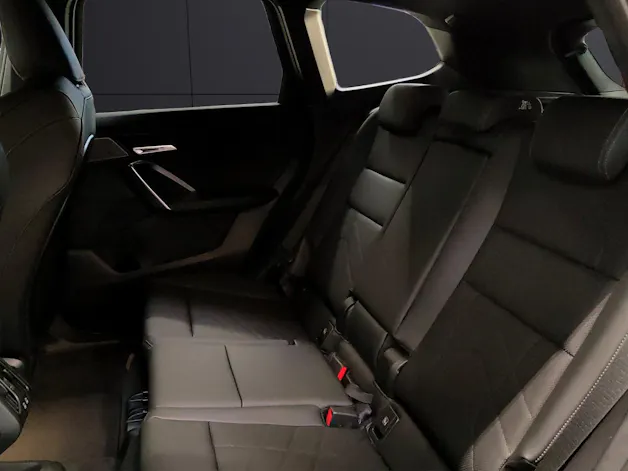 BMW X1 U11 23i xDrive paddles