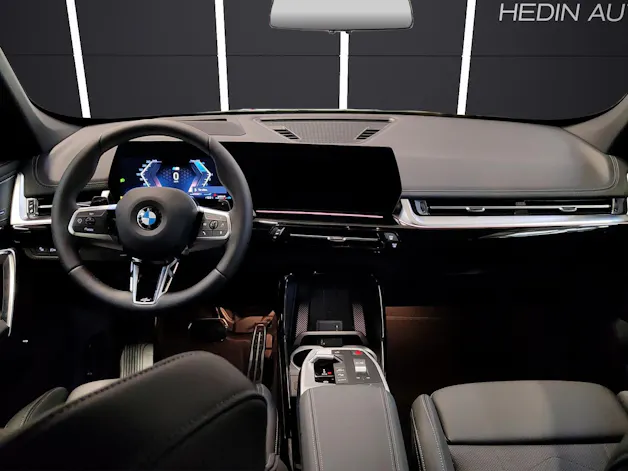 BMW X1 U11 23i xDrive paddles