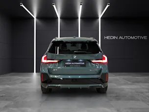 BMW X1 U11 23i xDrive paddles