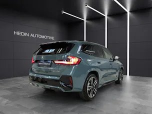BMW X1 U11 23i xDrive paddles