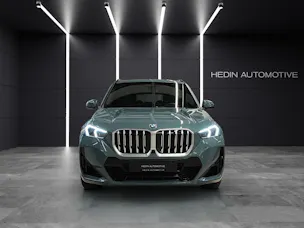 BMW X1 U11 23i xDrive paddles