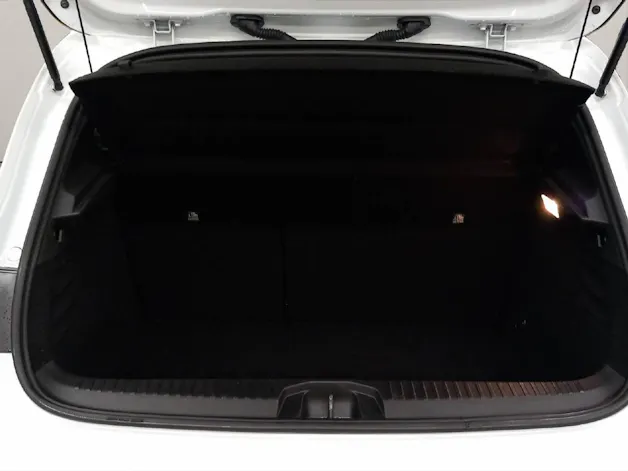 RENAULT Clio 1.6 E-Tech techno