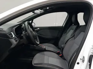 RENAULT Clio 1.6 E-Tech techno