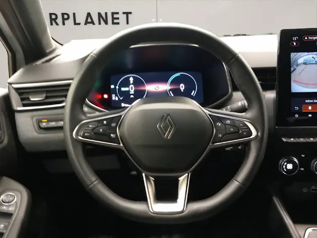 RENAULT Clio 1.6 E-Tech techno