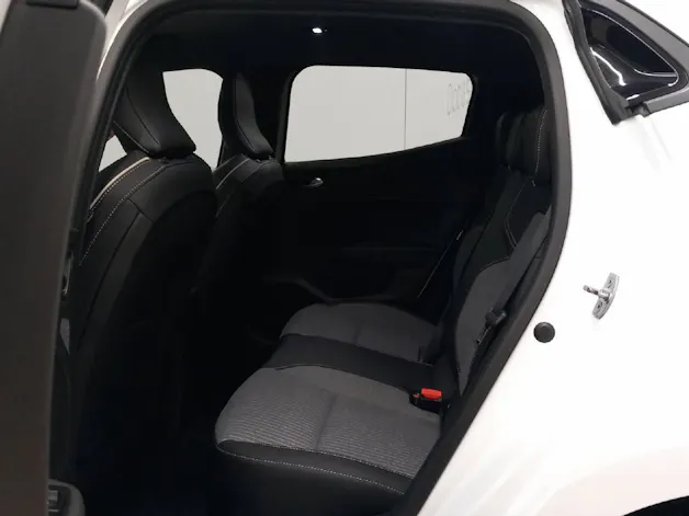 RENAULT Clio 1.6 E-Tech techno