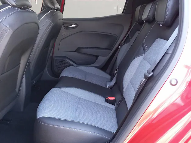 RENAULT Clio 1.0 TCe techno CVT