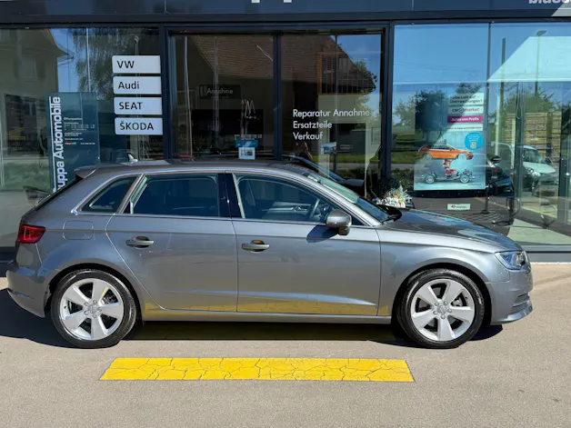 AUDI A3 Sportback 1.8 T FSI Ambition qu. S-Tr.
