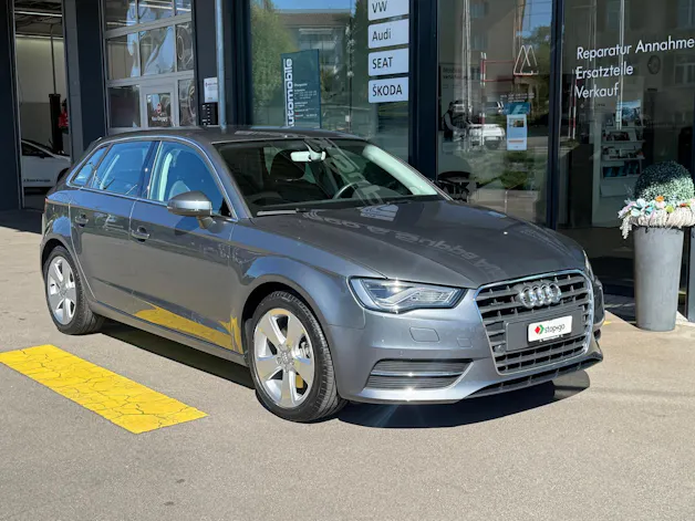 AUDI A3 Sportback 1.8 T FSI Ambition qu. S-Tr.