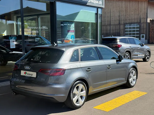 AUDI A3 Sportback 1.8 T FSI Ambition qu. S-Tr.